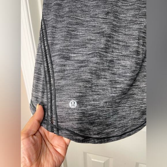 Lululemon Lost In Pace Long Sleeve Heather Black Long Sleeve size 8 - Picture 5 of 7